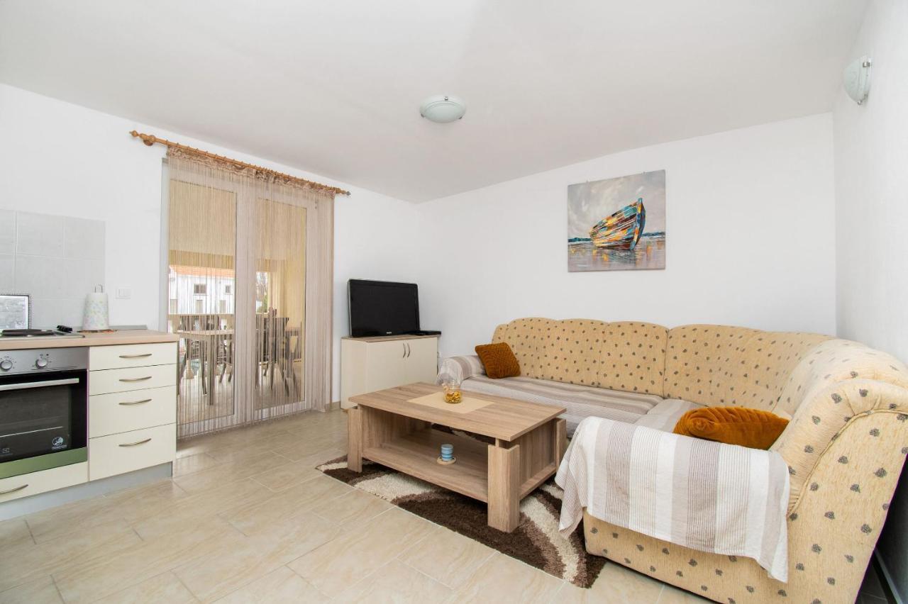 Apartment Tommy Privlaka  Exterior foto